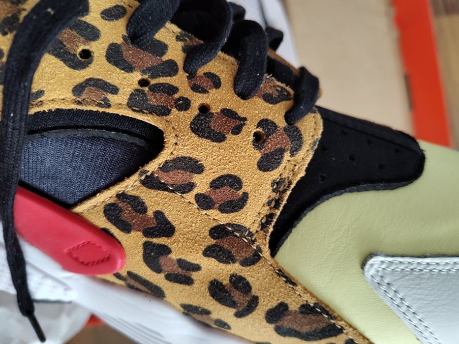 Nike Air Huarache SNKRS DAY