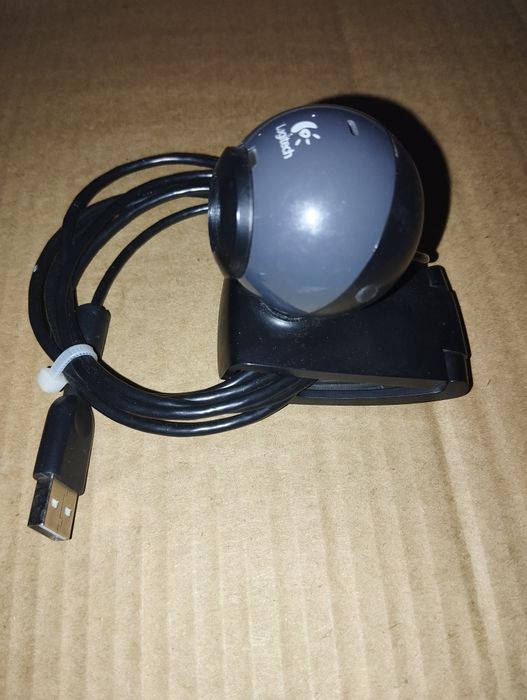 Веб-камера Logitech USB с микрофоном