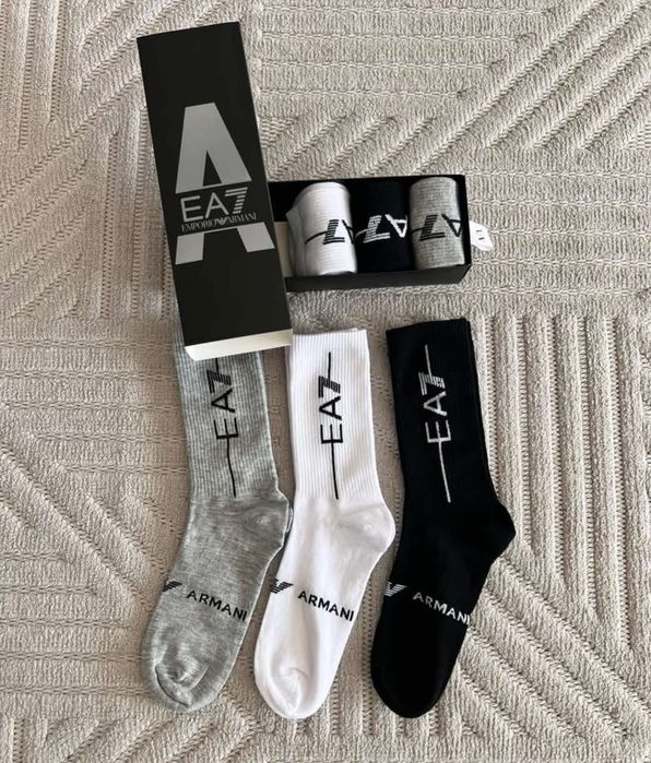 Ароматизирани чорапи в кутия.