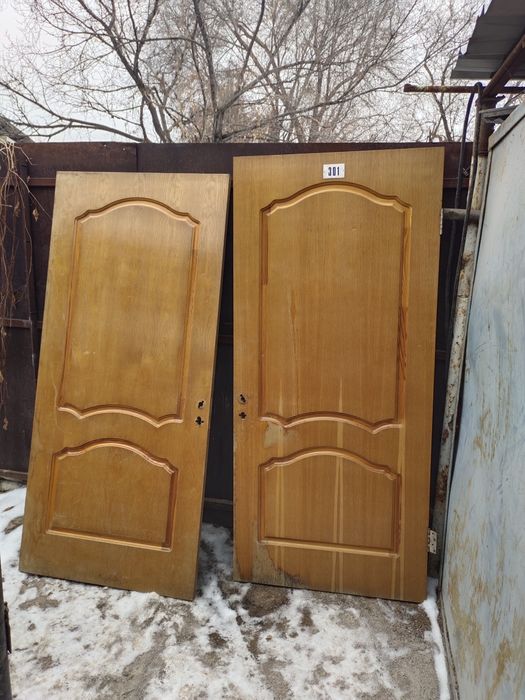 Продам межкомнатные двери и окна