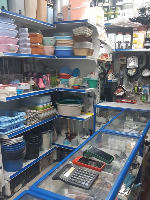 Продам бутик на первом этаже ТД Гульжан