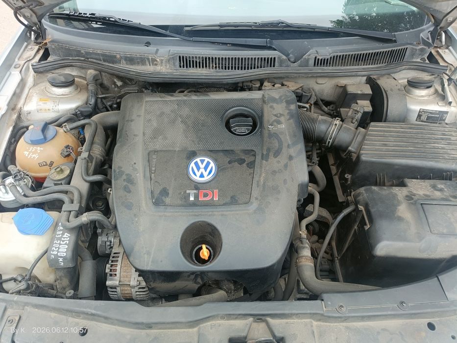 Продавам VW Bora 1,9 tdi, комби