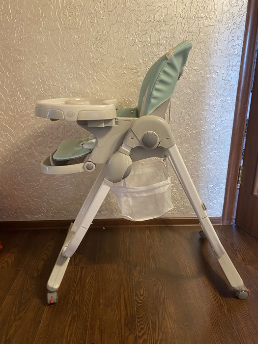 СРОЧНО!Продам детский стол для кормления