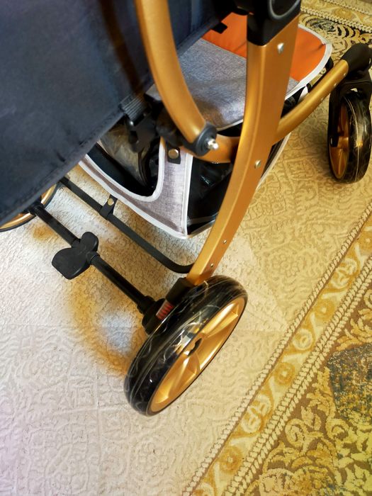 Продается детская коляска