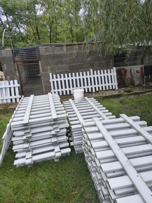 Gard aluminiu umplut cu PVC