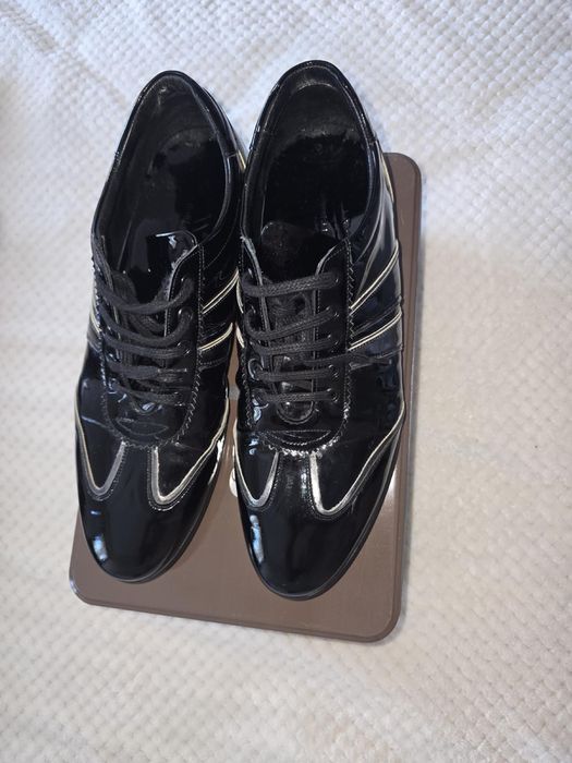 Мъжки обувки черен лак