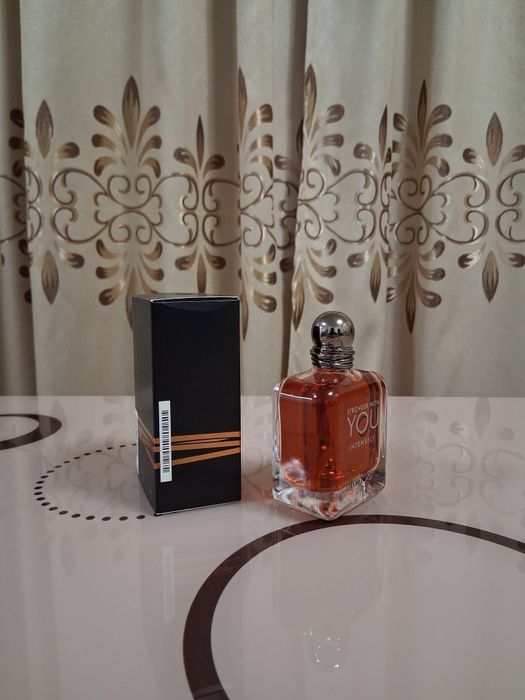 Armani stronger with you Intensely