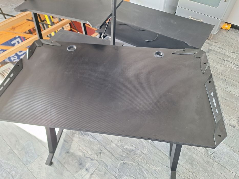 Комплект бюро стелаж и тв.шкаф.