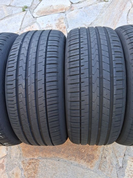225 45 17 FALKEN