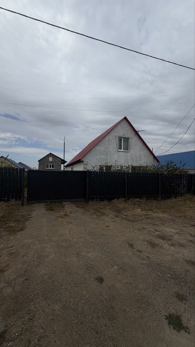 Продается дом с гаражом