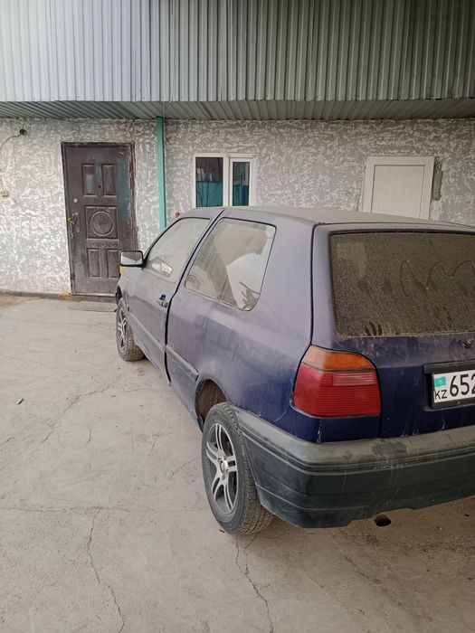 Volkswagen golf  продам