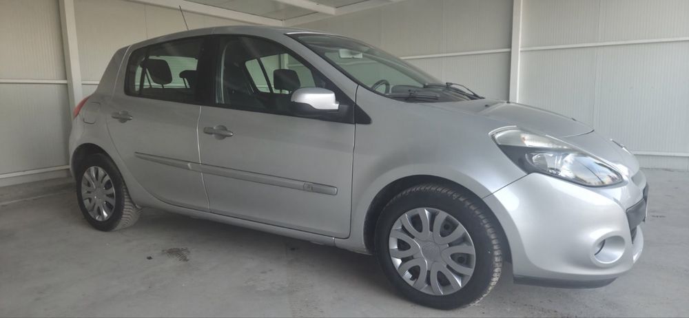 BGN Renault Clio  1.2 100 кс., Хечбек, 2100€, нов внос, Добрич