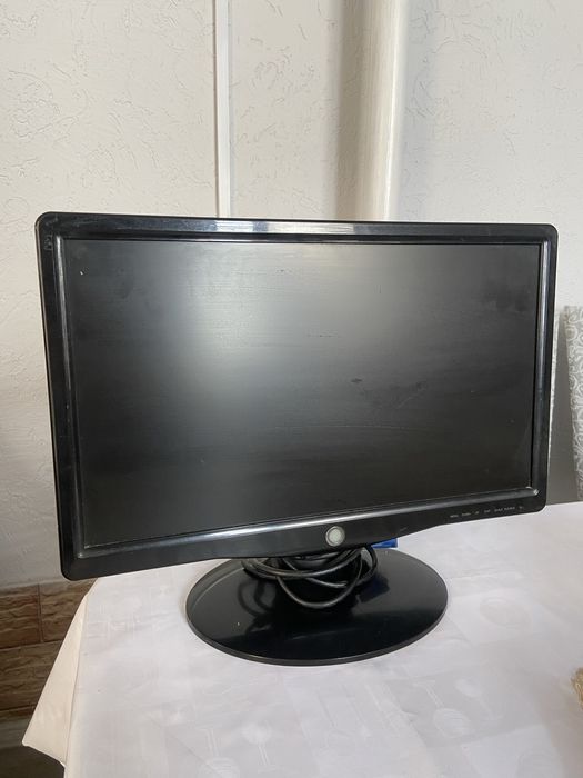 Монитор б/у.