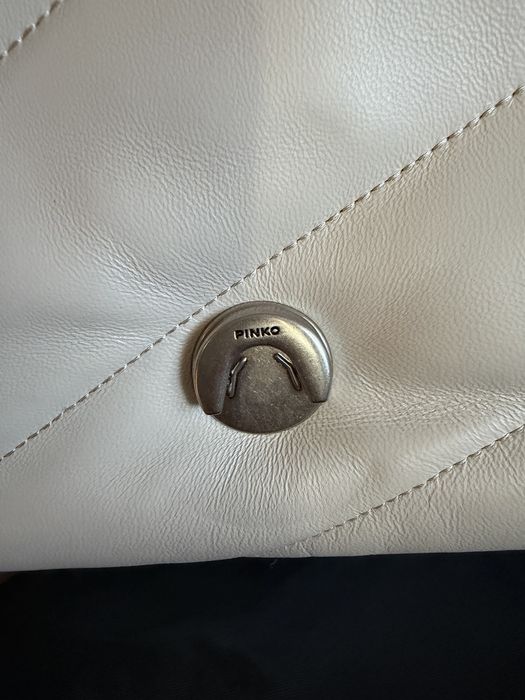 Кожена чанта Pinko