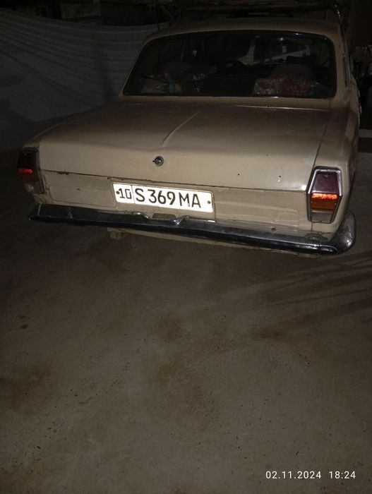 Gaz 2401 volga sotiladi