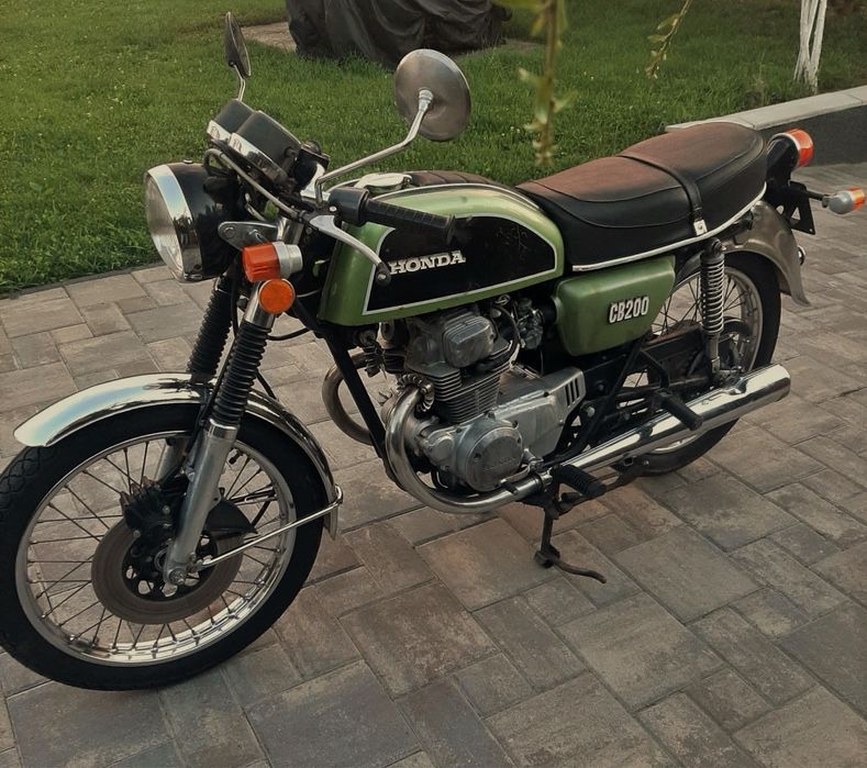 Honda CB 200 Oldtimer 1977 4 timpi