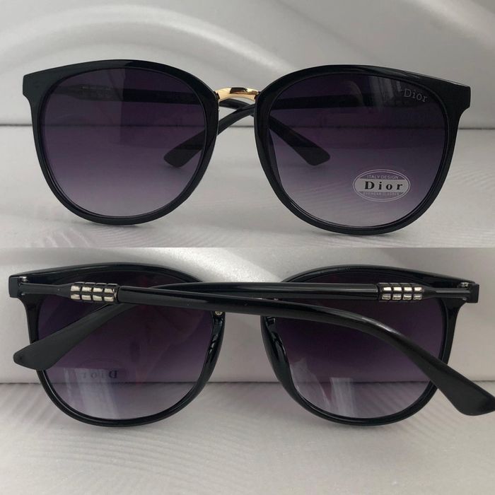 Стилни дамски слънчеви очила