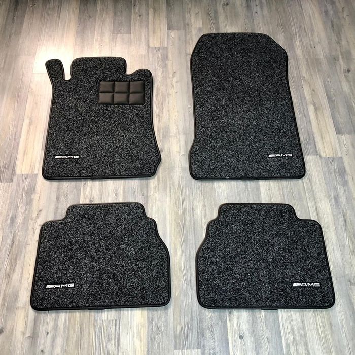 Оригинальные ворсовые коврики w210