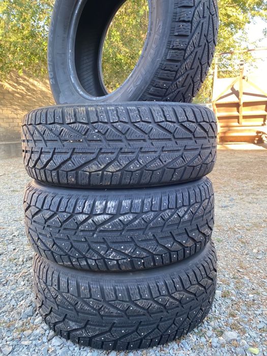 Продам шипы R 265/65 R17