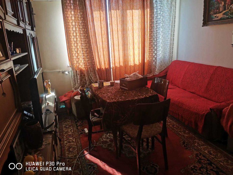 Apartament 3 camere la etajul 4 Cantemir 77