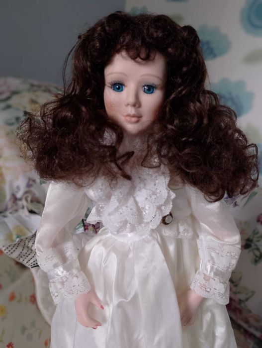 Порцеланови кукли