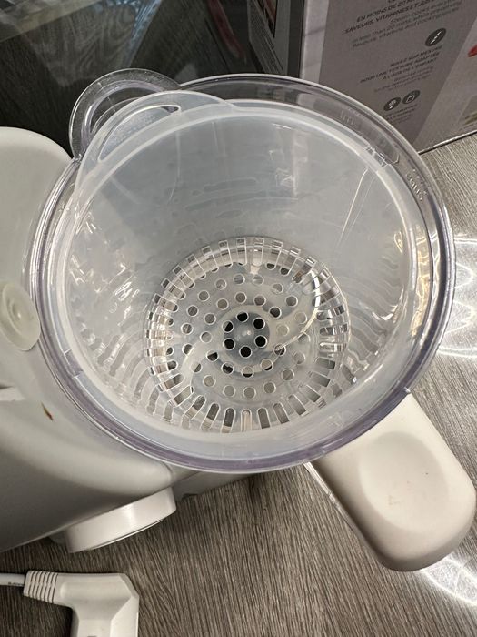 Блендер пароварка Beaba