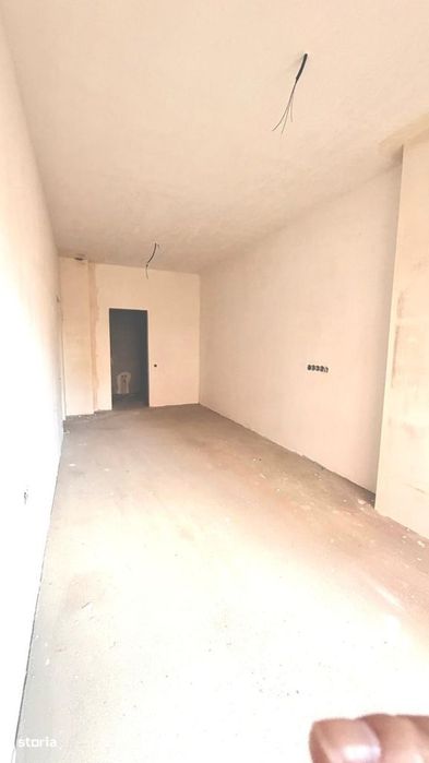 Apartament de 78mp utili(4 camere,2 bai, terasa)bloc nou,parter inalt — fotografia 2