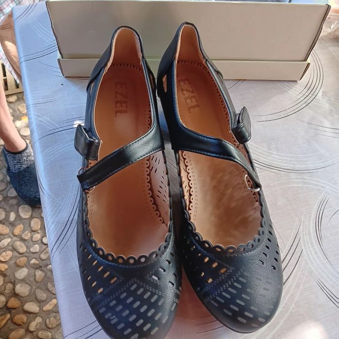 Дамски обувки, черни.