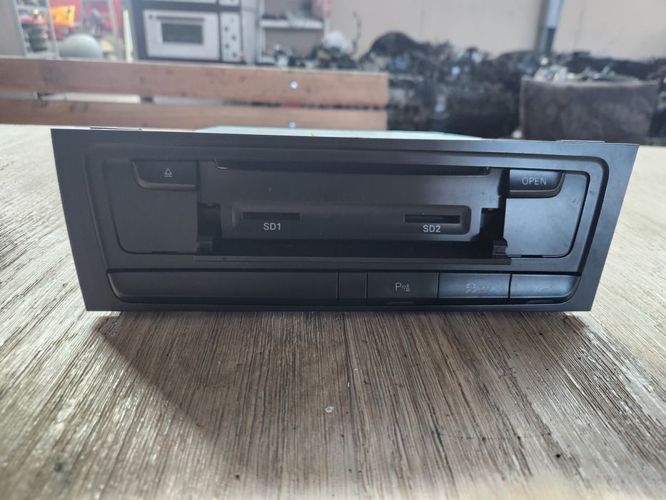 Мултимедия за Audi Q5