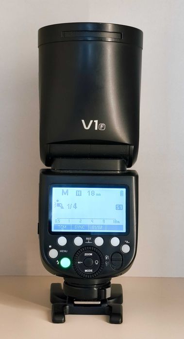 blitz GODOX V1 pentru FUJIFILM