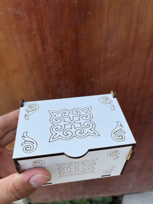 Тойбастар шкатулка