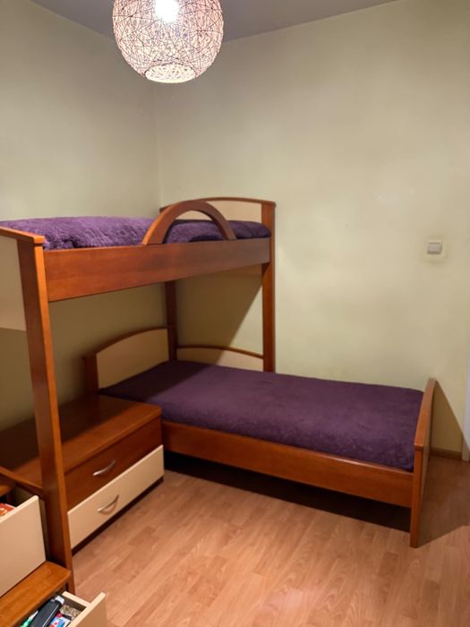 Двуетажно легло МДФ+нощно шкафче МДФ+стълби с място за съхранение МДФ