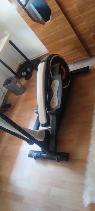 De vânzare bicicleta eliptica