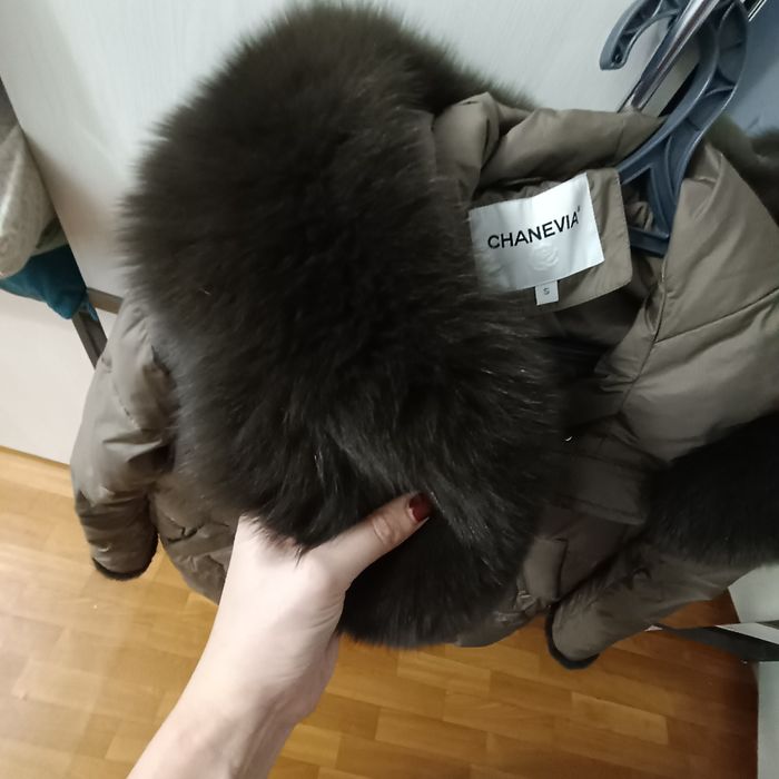 Продам куртку натуральная опушка