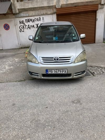 Toyota Avensis Verso 2.0 TD