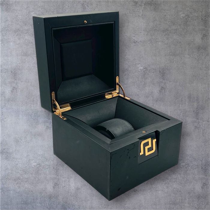 Roger Dubuis луксозна кутия за часовник