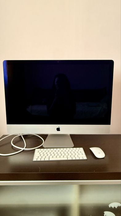 Продам iMac 27 2020