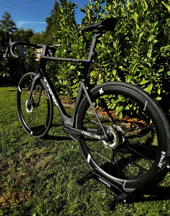 Bicicleta Look 795 Blade RS2, an 2024, marime L(56), Di2, Swiss Side