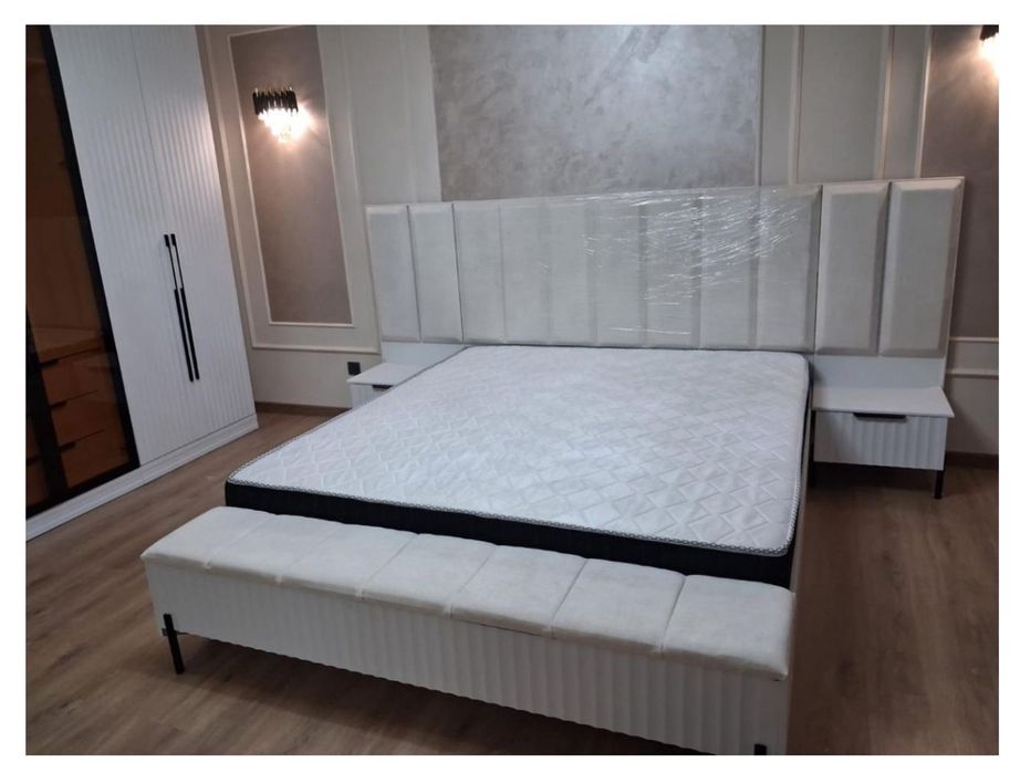 Продается спальный гарнитур