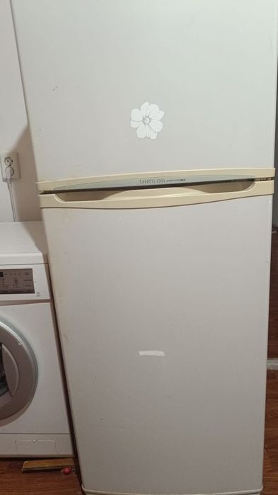 Продам холодильник