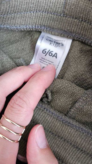 Джинсы Levis и штаны Cartes