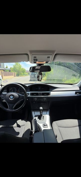 BMW 318d E90, 2.0 diesel, automata, incalzire scaune, bi-xenon adaptiv