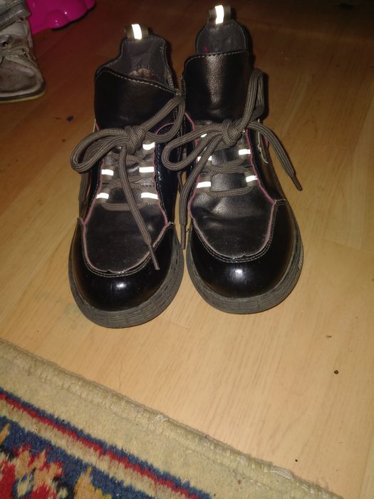 Продам сапоги для девочки