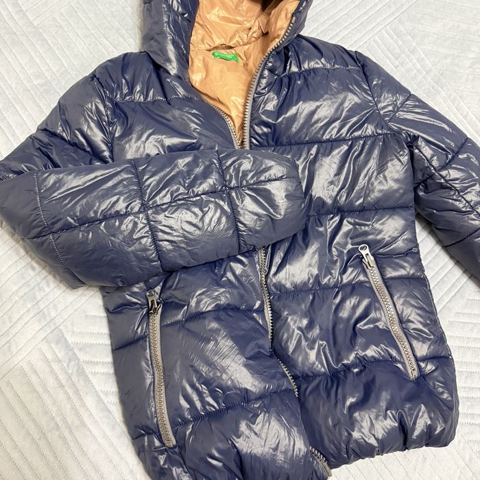 Продам куртку женскую
