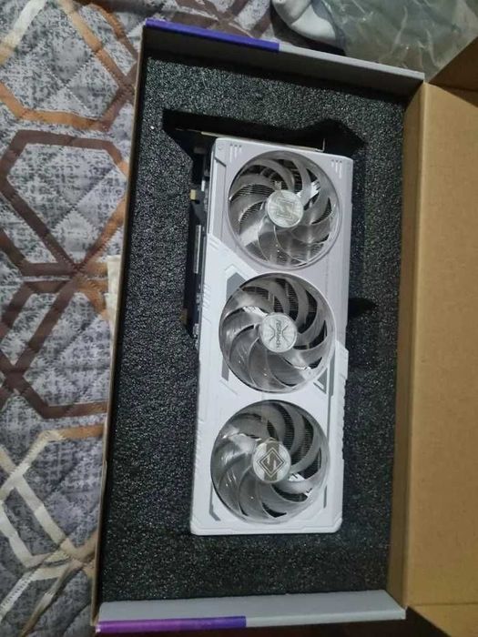 ТОП СЪСТОЯНИЕ! Intel ARC B580 12 GB ASROCK Steel Legend С КУТИЯ!