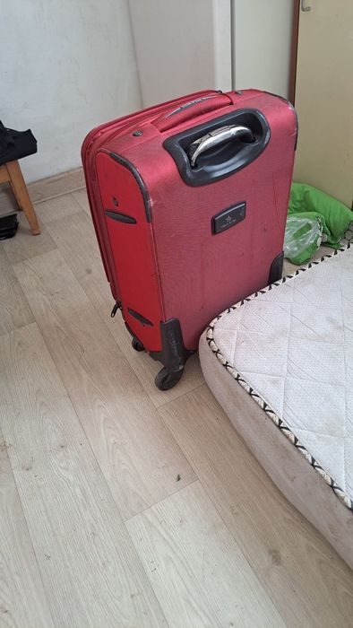 Прочие товары чемодан например