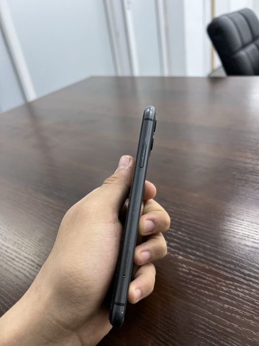 Продам айфон 11 iphone 11