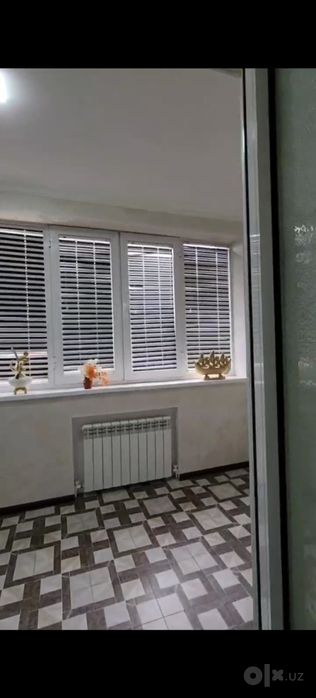Ijaraga beriladi 3 xona aziz bozor