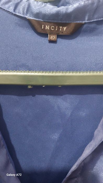 Новая атласная блузка,импортная.Кофта красивая из Европы