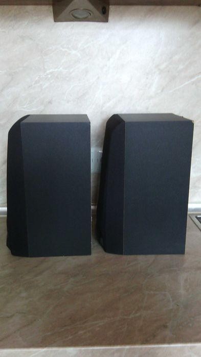 Тонколони GRUNDIG